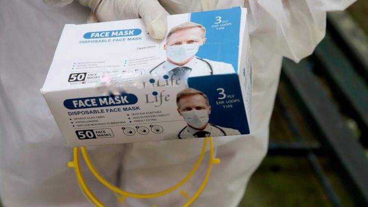 Dy të vdekur nga COVID-19, IKShPK me apel: Bartni maskat në ambiente të mbyllura