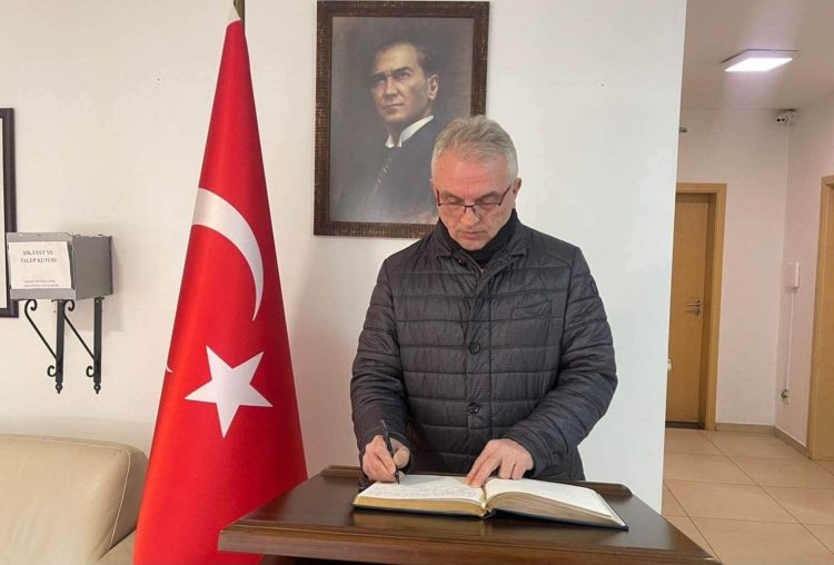 Dr. Mustafë Bajrami viziton Ambasadën e Turqisë në Prishtinë!
