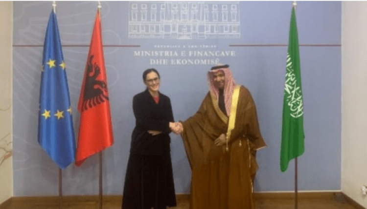 Kriza globale, Arabia Saudite jep 50 milionë dollarë grant për Shqipërinë