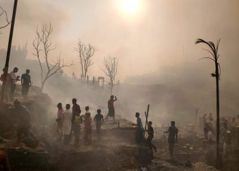 Zjarri i madh përfshin kampin Rohingya në Bangladesh
