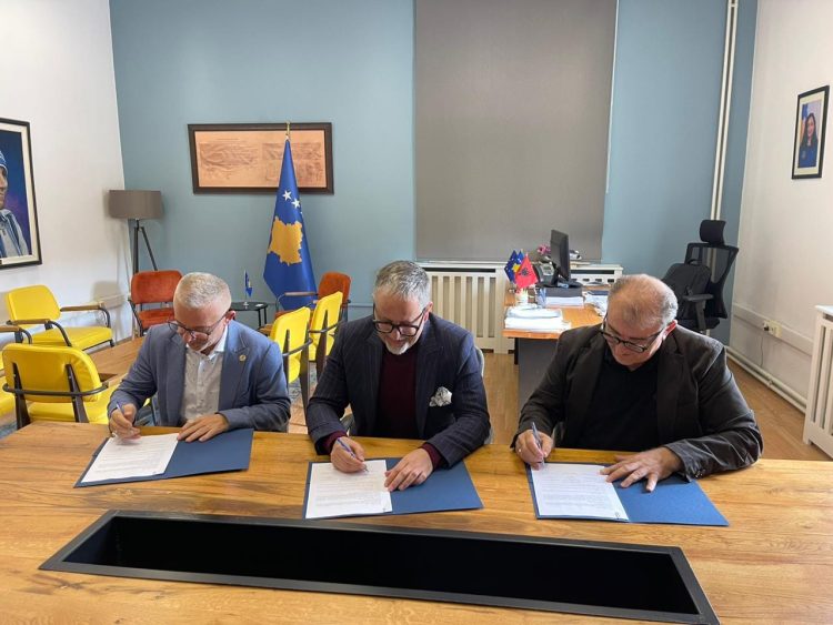 Nënshkruhet marrëveshja që i hap rrugë funksionalizimit të Pediatrisë në Mitrovicë