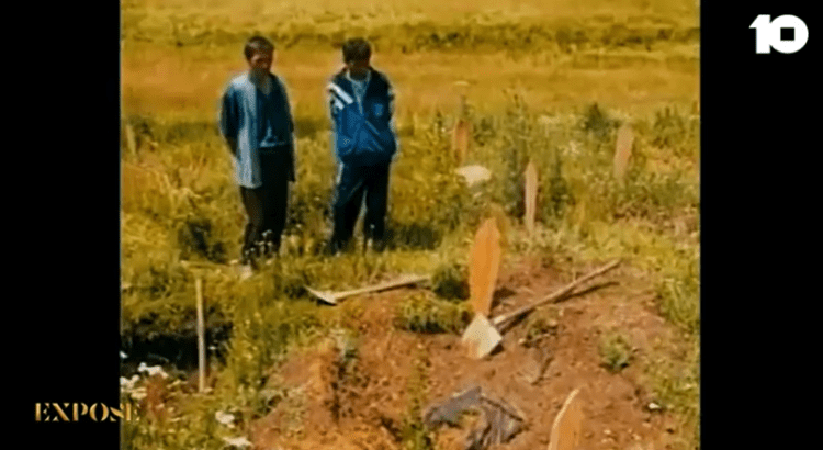 Gërxhaliut: Kishte vetëm shi, në momentin që u varros Adem Jashari u hap qielli – doli dielli