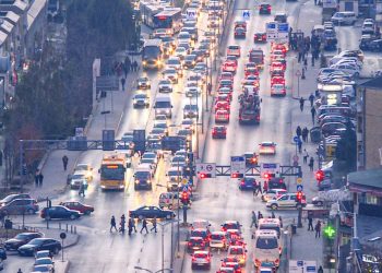 Prishja e semaforëve po krijon kolona, Prishtina pa semaforë me bazë inteligjente