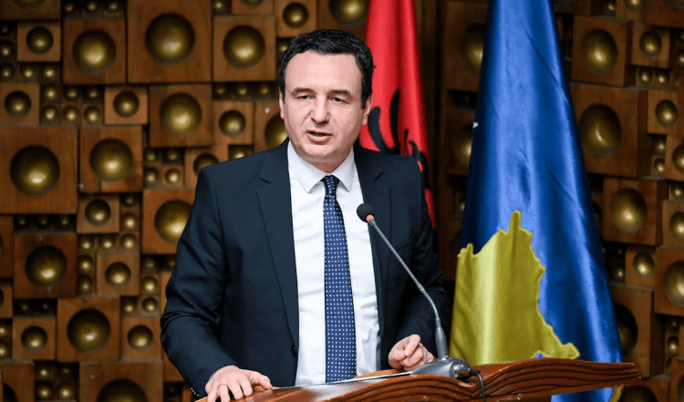 Kurti merr pjesë në tubimin me studentë në shënim të 42-vjetorit të demonstratave të ’81