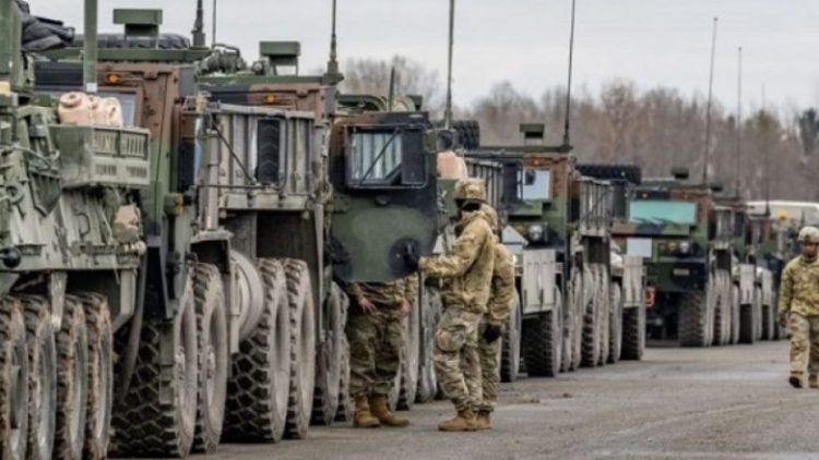 NATO po shqyrton vendosjen e deri në 300,000 trupave në kufirin me Rusinë?