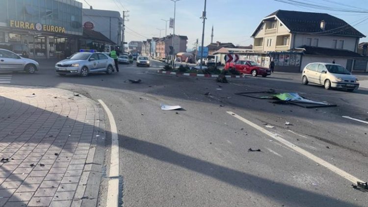 Vetaksident në Deçan, lëndohet një person