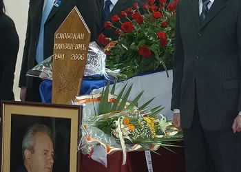 Ti je djali i Millosheviq”,  Haxhiu zbulon fyerjet mes Kurtit dhe Vuçiqit në Bruksel