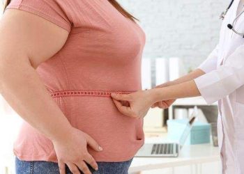 Studimet tregojnë se ndërhyrja kirurgjike për humbje peshe është e rrezikshme