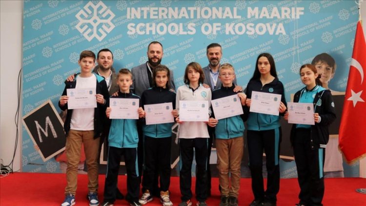Nxënsit e shkollës “Maarif” me katër medalje të fituara në Olimpiadën Ndërkombëtare STEM