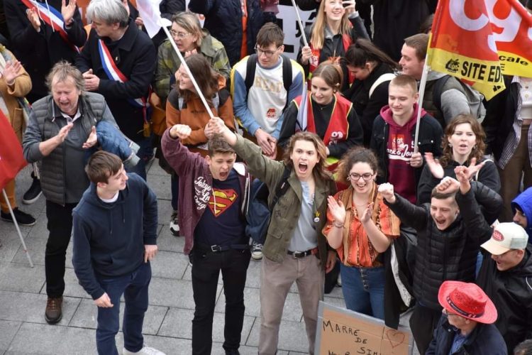 Këshilli i Evropës paralajmëron Francën: Respektoni të drejtën për të demonstruar