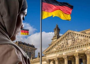 Berlini do të lejojë femrat edukatore muslimane të mbajnë shaminë!