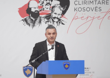 ‘Luftën që e fituam me gjak nuk guxojmë ta humbim sot në tavolinë‘