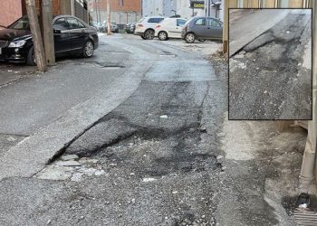 Gropë e rrezikshme në rrugë te Lagja e Muhaxherëve