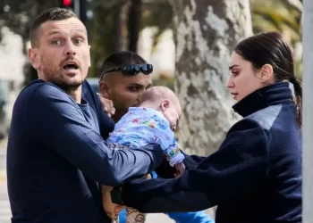 Deputeti shqiptar në Parlamentin e Suedisë, Adnan Dibrani, shpëton një foshnje në lumin Moraça
