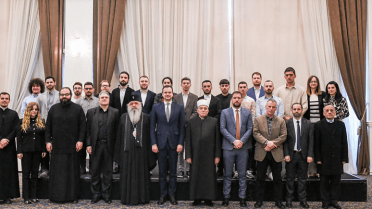 Formohet grupi i miqësie mes Bashkësisë Fetare Islame dhe Kishës Ortodokse Maqedonase