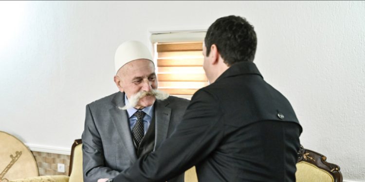 Kurti në Prekaz: Epopeja e UÇK-së ka dhënë hovin vendimtar për çlirimin e Kosovës