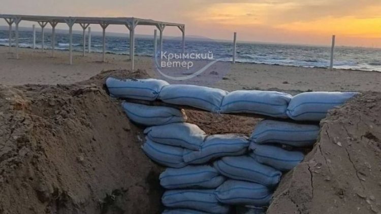 Kremlini i trembet një sulmi ukrainas në Krime, nis ndërtimin e barrikadave e llogoreve në rajonin e aneksuar
