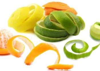 Arsyet pse duhet t’i hani lëkurat e frutave dhe perimeve, flasin ekspertët