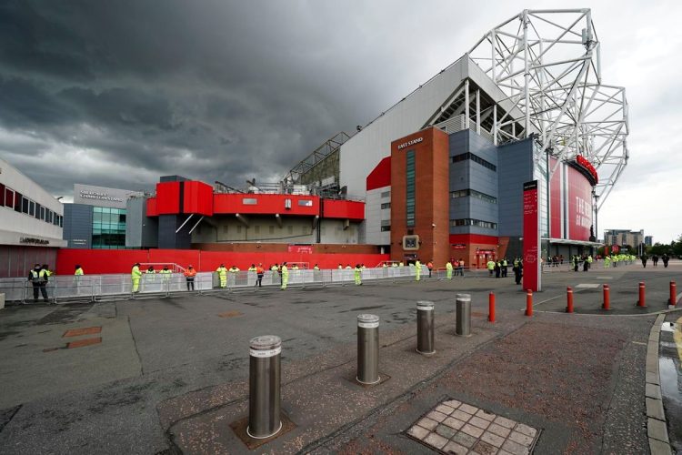 Dorëzohen dy ofertat rekord për blerjen e United