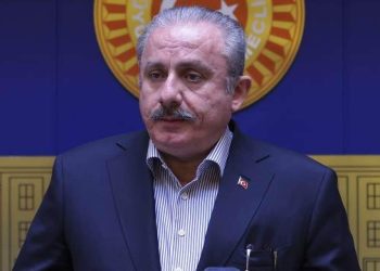 Kryeparlamentari turk Şentop reagon ndaj pritjes së anëtarëve të PKK/YPG-së në Senatin francez