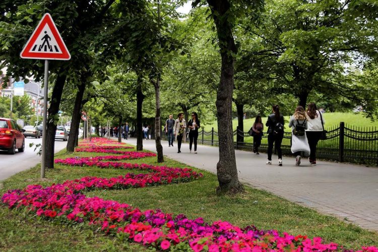 Po vjen pranvera: Temperaturat e parashikuara nesër e pasnesër i keni pritur gjatë