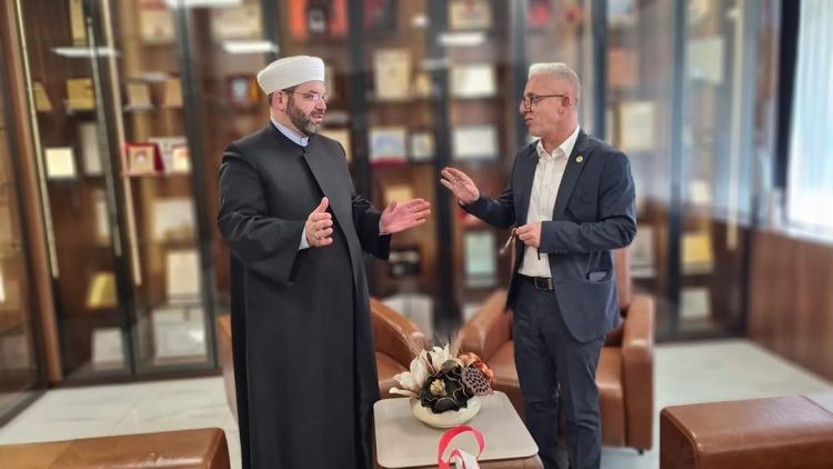 Myftiu i Shkodrës vizitoi Shtëpinë e të Moshuarve “Jetimat e Ballkanit”