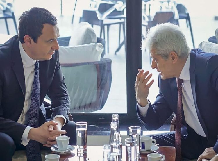 Ali Ahmeti tregon se çfarë i tha Kurtit në takimin që pati sot me të në Ohër