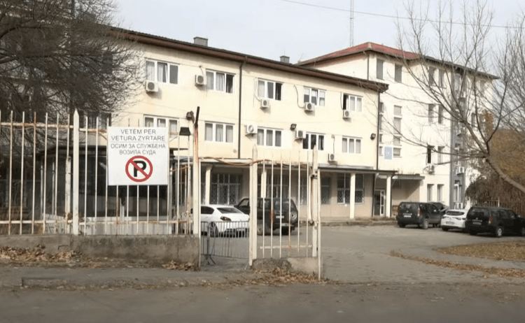 Si po funksionon gjyqësori në veri?