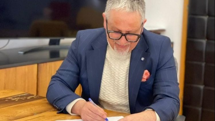 Vitia nënshkruan Udhëzimin e ri Administrativ për Shkollim Specialistik