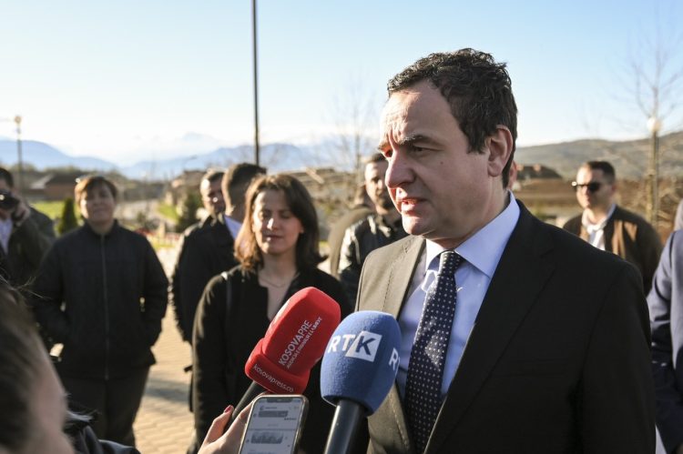 Kurti: Preokupimet kryesore, hapja e arkivave në Beograd dhe zbulimi i varrezave masive