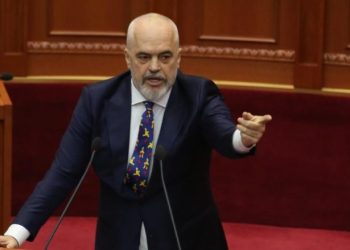 Fjalimi në Kuvend, Rama mohon zërat: Nuk kam paralajmëruar asnjë non grata!