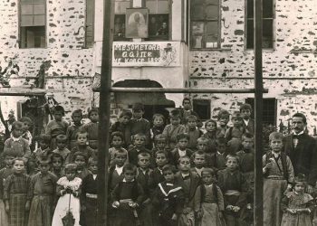 Shkolla shqipe u hap me lejen e Stambollit dhe me mbështetjen e zyrtarëve osmanë në Korçë