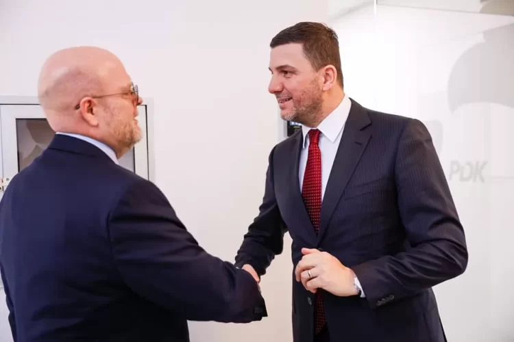 Krasniqi pas takimit me Hovenier: Ia shprehem rezervat tona në raport me Propozimin evropian