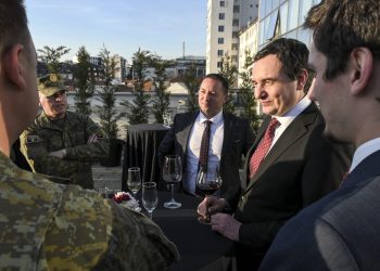 Kryeministri Kurti organizoi pritje me rastin e 24-vjetorit të ndërhyrjes së NATO-s në Kosovë
