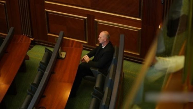 Humolli mban fjalën, braktis Grupin Parlamentar të LVV-së dhe…