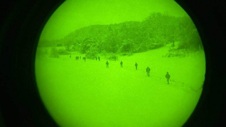 Pjestarët e FSK-së trajnohen për operacionet gjatë natës