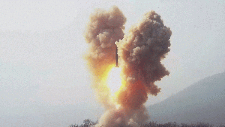 Ushtria japoneze në gjendje gatishmërie për shkak të Koresë së Veriut