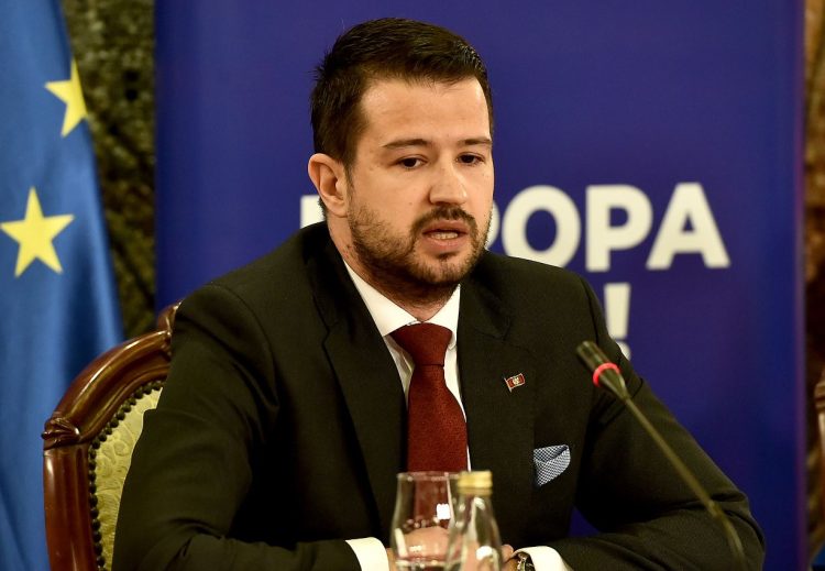 Jakov Milatoviq shpall fitoren