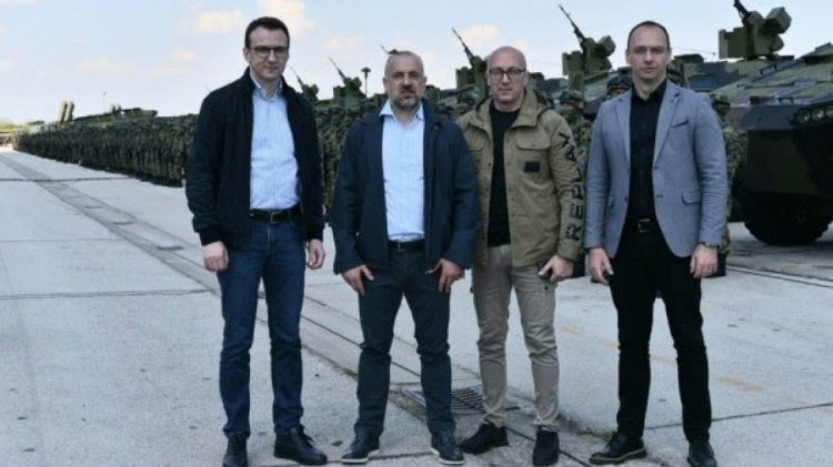 Radoiçiq, Lista Serbe e Dodik, Peci: Maskaradë e dështuar e idesë “Serbi e madhe”