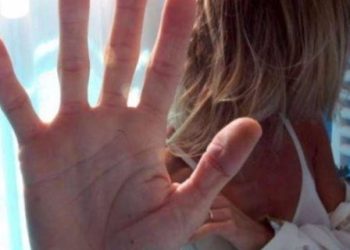 Vajza rrëfen tmerrin në trenin në Milano: Më përdhunoi një burrë me ngjyrë, humba ndjenjat nga tronditja