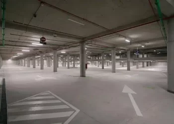Parkingu nëntokësor në Prishtinë zbret për 85% disa çmime