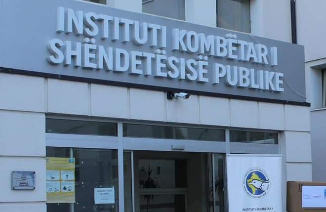 Ministria e Shëndetësisë nënshkruan kontratë për forcimin e kapaciteteve në sektorin e shëndetësisë