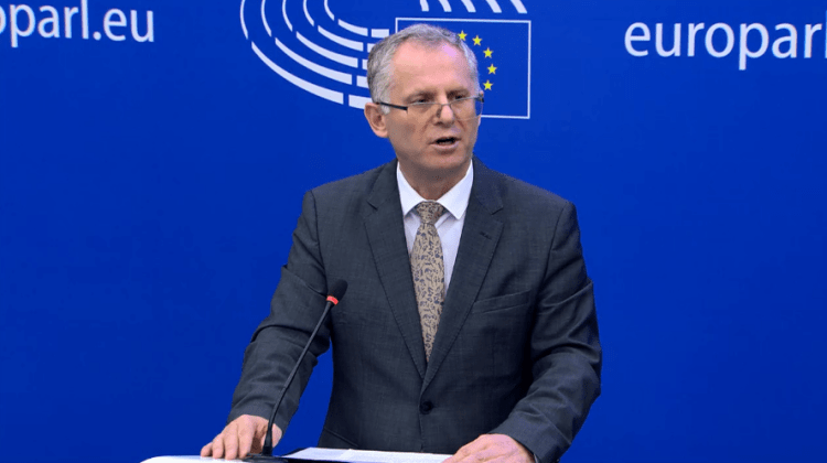 Bislimi pas nënshkrimit të vendimit për heqjen e vizave: Jemi të gatshëm për hapin vijues