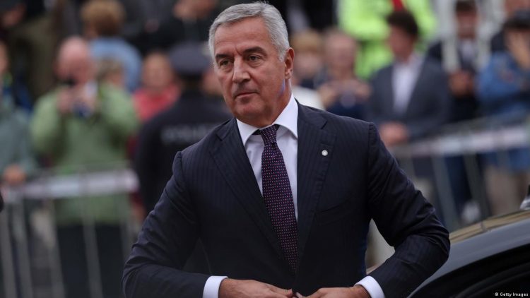 Gjukanoviqit do t’i rrënohen dy objekte ilegale në Nikshiq