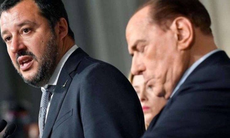 Një javë pasi doli, Berlusconi rikthehet në spital – shtrihet në intenzivë