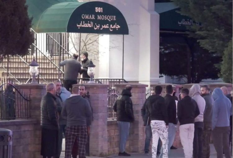 SHBA, Sulmohet me thikë imami i xhamisë gjatë namazit të sabahut!