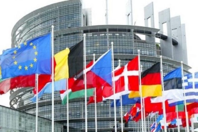 Sot nënshkruhet zyrtarisht vendimi për liberalizimin e vizave