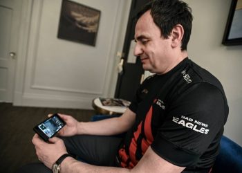 “Me plis për në Paris”, Kurti reagon pas fitores së Bad News Eagles