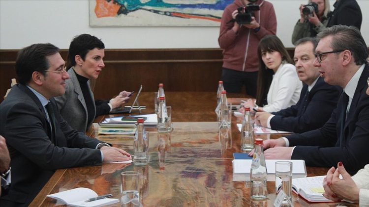 Vuçiq falënderon Spanjën për mosnjohjen e Kosovës