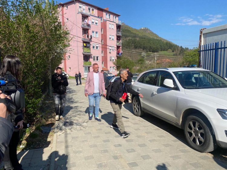 Voton kandidati për kryetar të Mitrovicës së Veriut, Betim Osmani